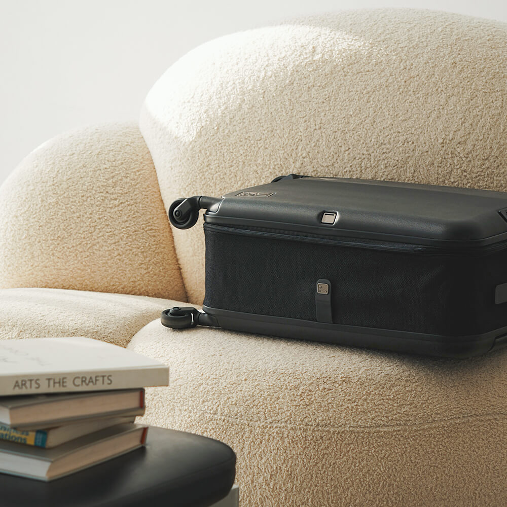 20" Lite Foldable Carry On Luggage | Jollying Pebble