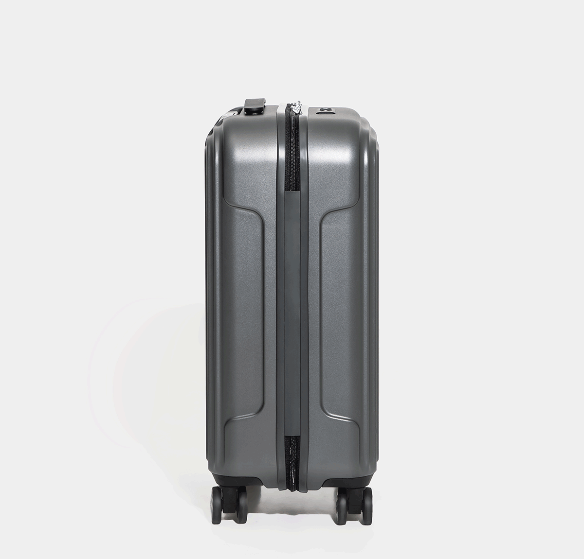 FRAME 20" Carry-On Suitcase
